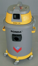 RONDA 300 wet and dry industrial dust extractor